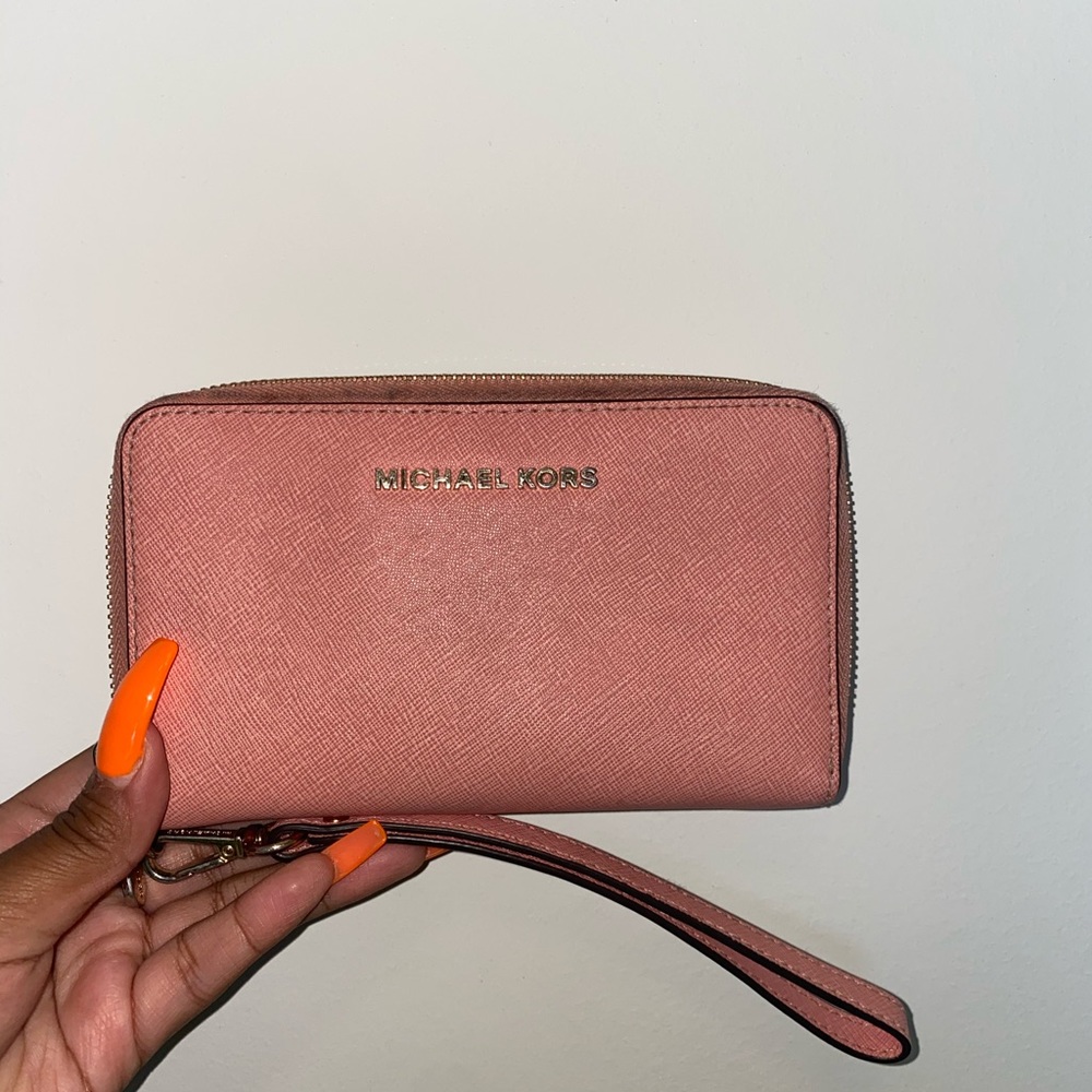 Michael Kors wristlet